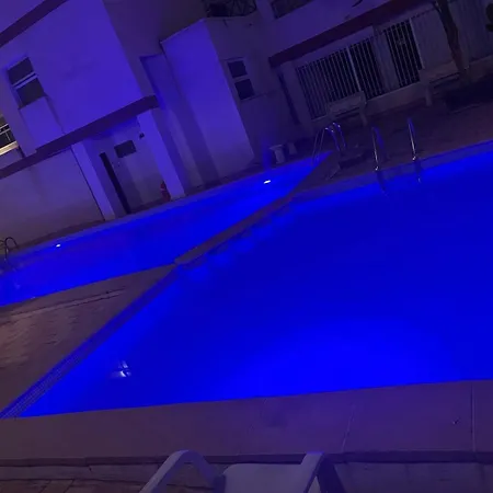 Parque De Naciones Europa Ii 托雷维耶哈